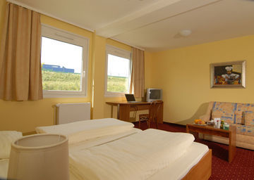 Amedia Express Sattledt, Trademark Collection By Wyndham Hotel Sattledt