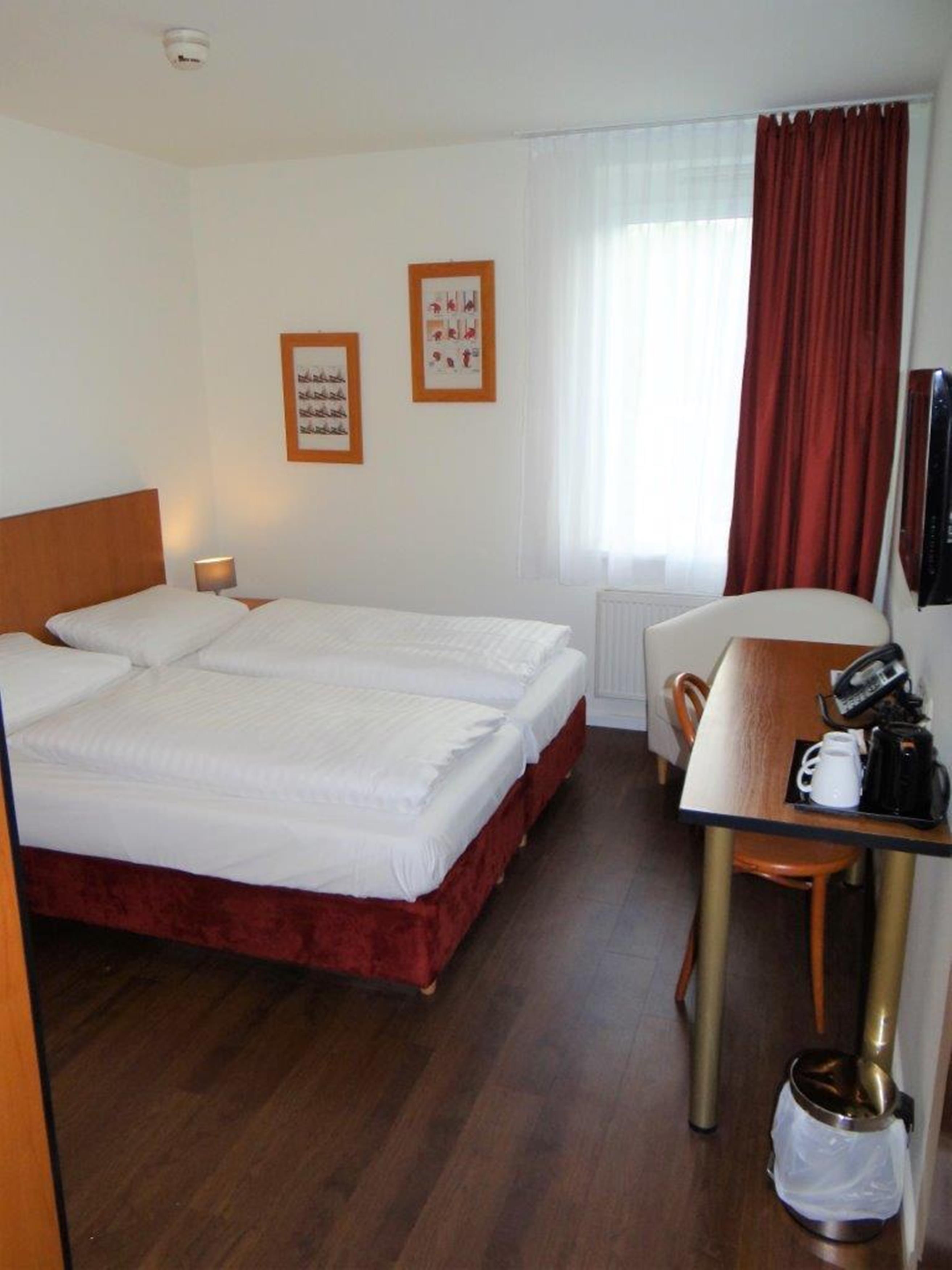 Amedia Express Sattledt, Trademark Collection By Wyndham Hotel Sattledt