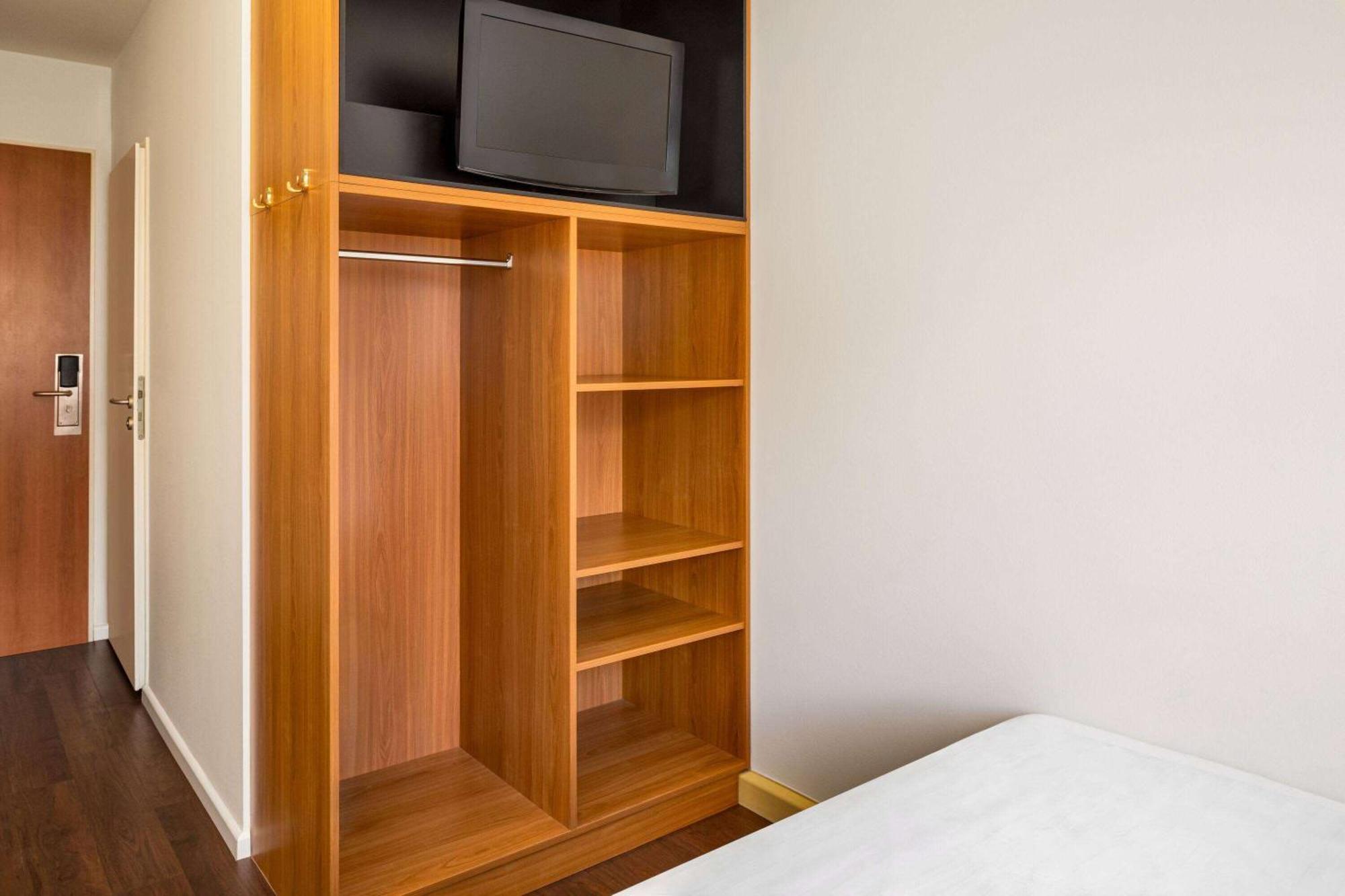 Hotel Amedia Express Sattledt, Trademark Collection By Wyndham